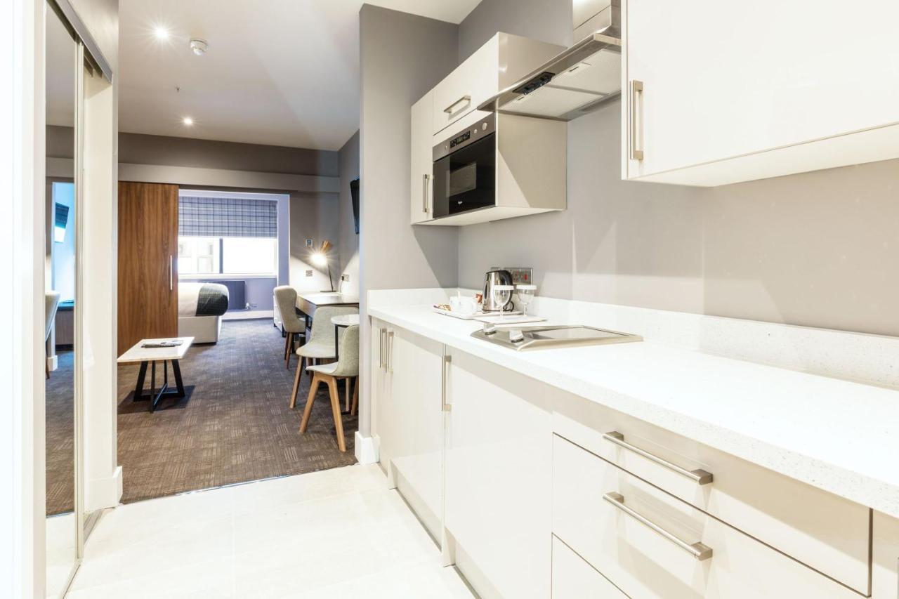Sandman Signature Aberdeen Hotel & Spa ภายนอก รูปภาพ