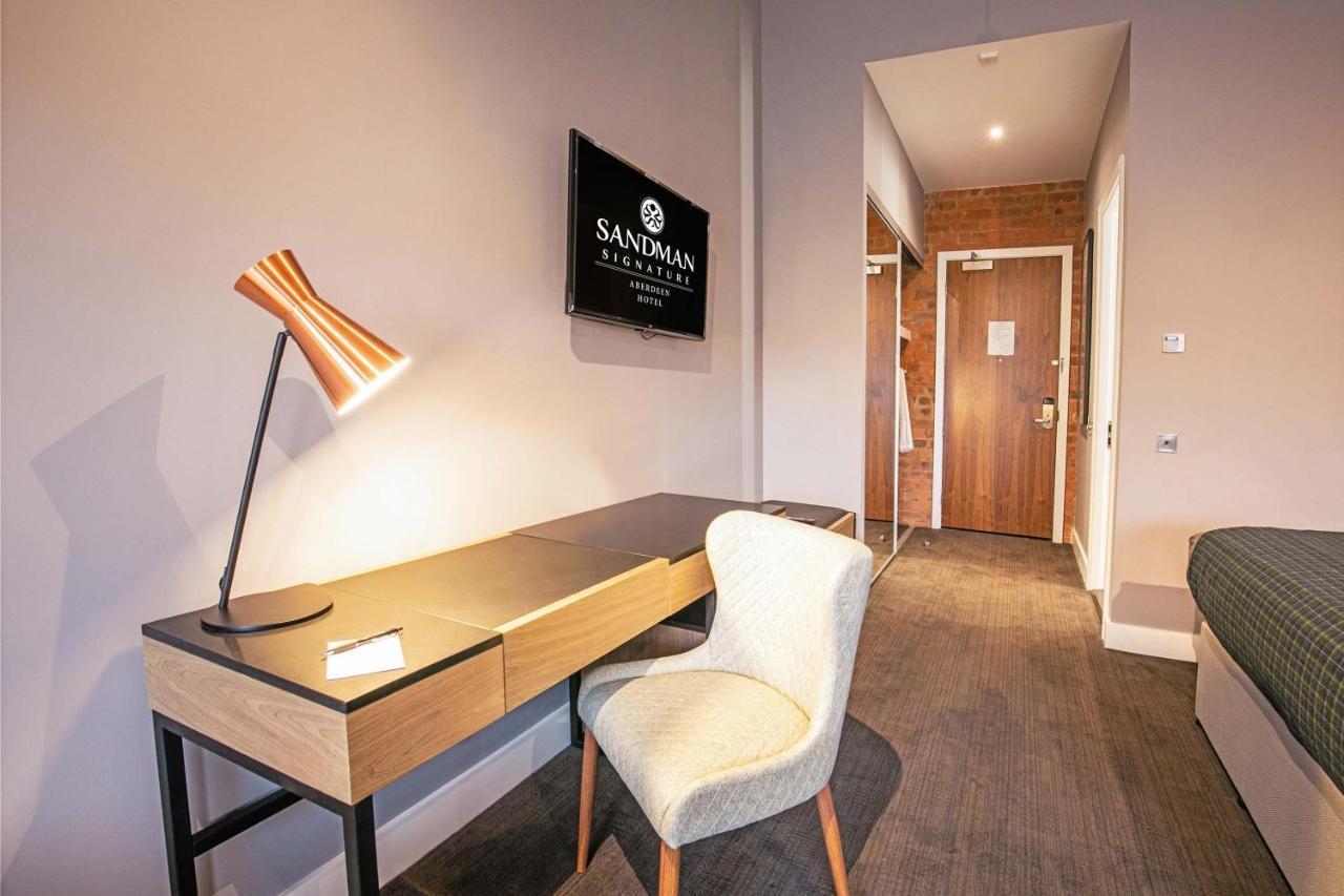 Sandman Signature Aberdeen Hotel & Spa ภายนอก รูปภาพ