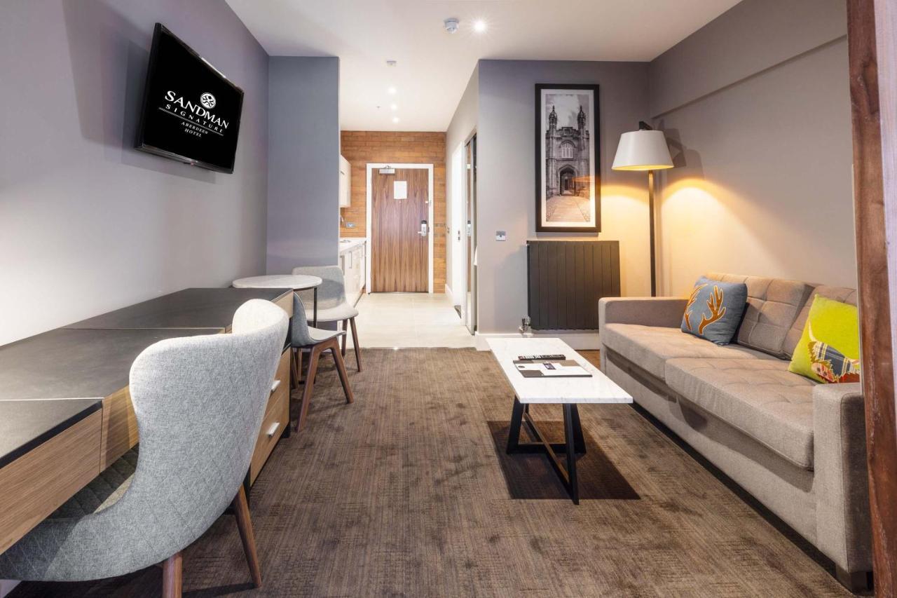 Sandman Signature Aberdeen Hotel & Spa ห้อง รูปภาพ