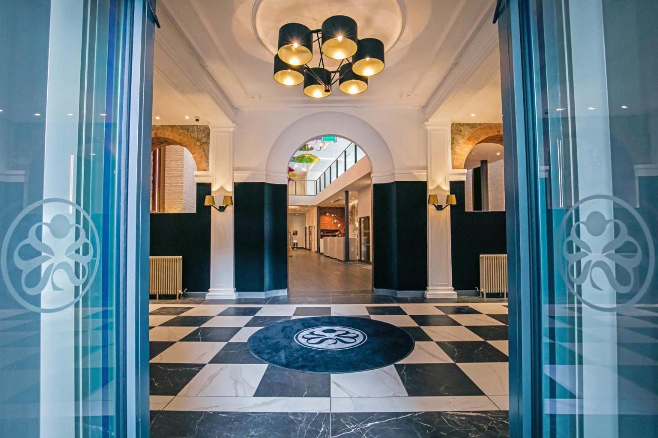 Sandman Signature Aberdeen Hotel & Spa ภายนอก รูปภาพ