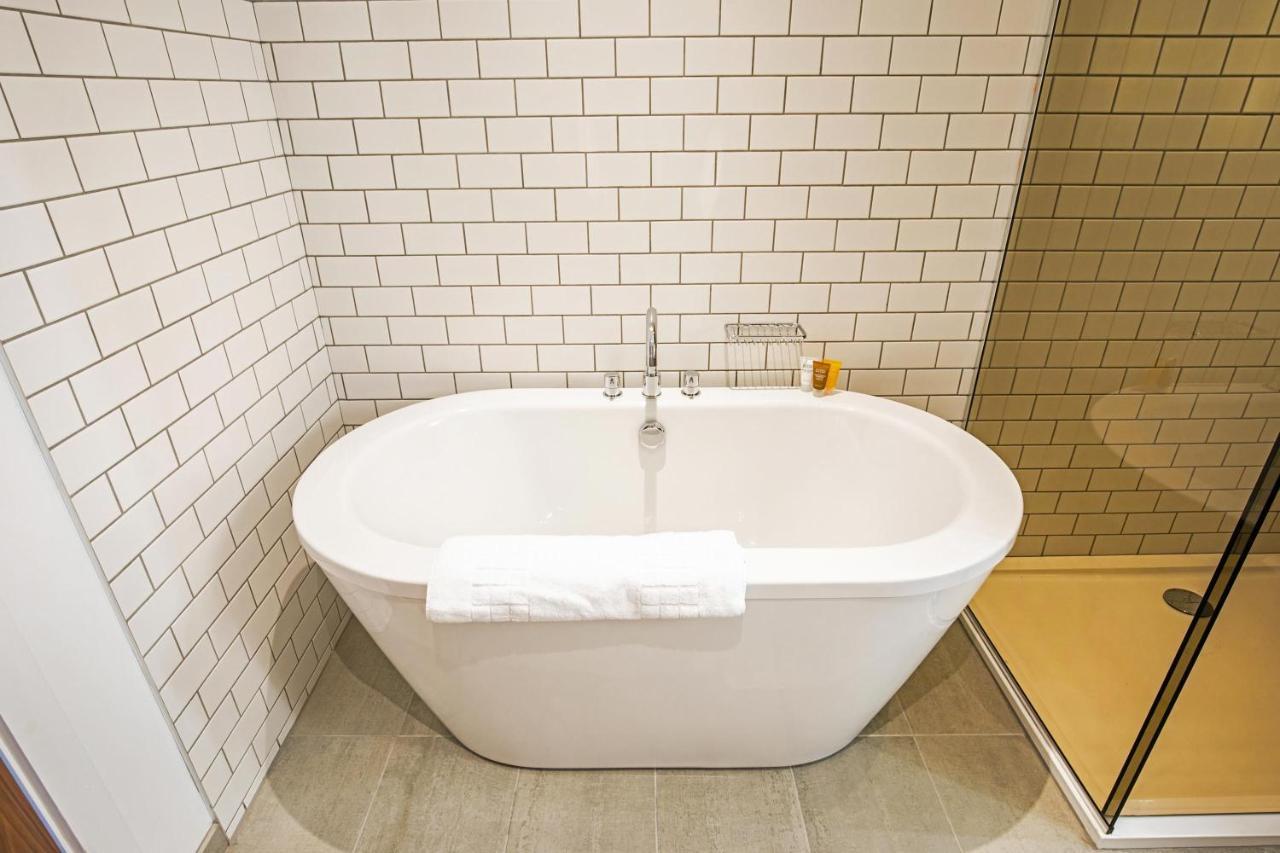 Sandman Signature Aberdeen Hotel & Spa ภายนอก รูปภาพ